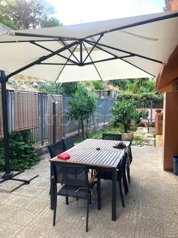 appartamento in vendita a Stalettì in zona Copanello