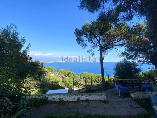 appartamento in vendita a Stalettì in zona Copanello