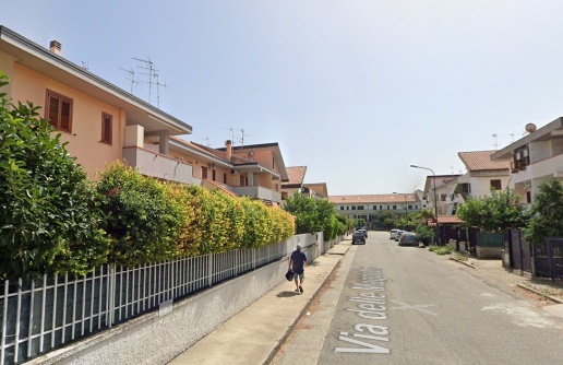 casa indipendente in vendita a Stalettì