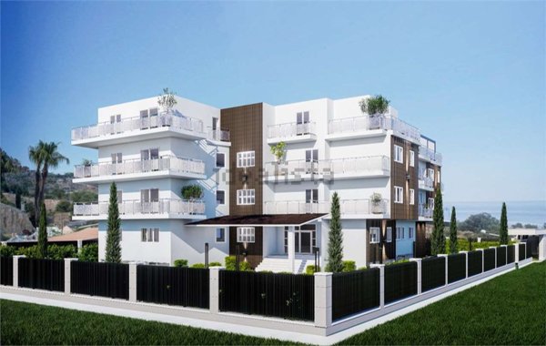 appartamento in vendita a Stalettì in zona Caminia