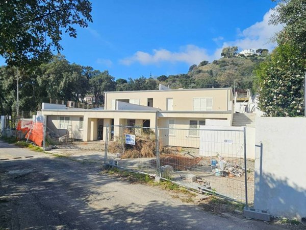 casa indipendente in vendita a Stalettì in zona Copanello