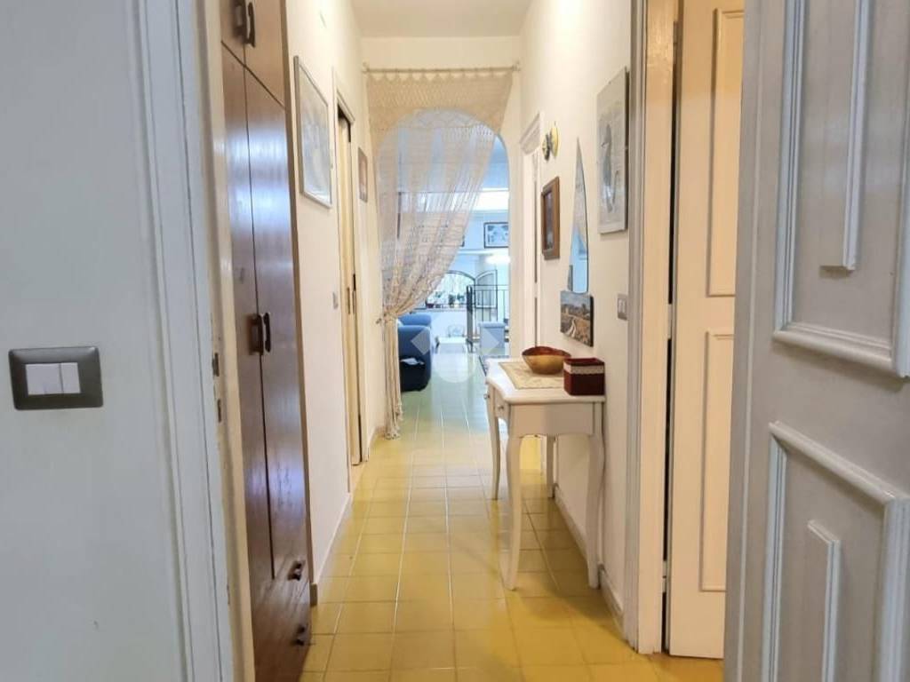 appartamento in vendita a Stalettì in zona Copanello