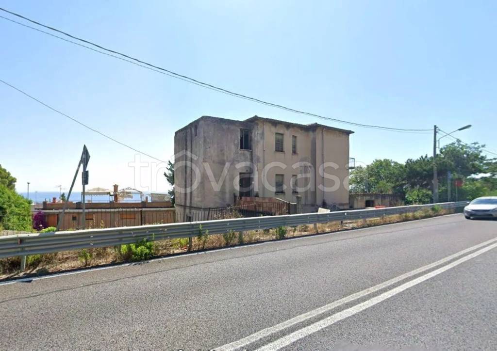 villa in vendita a Stalettì in zona Copanello