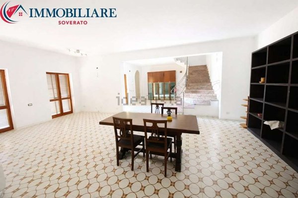 casa indipendente in vendita a Stalettì