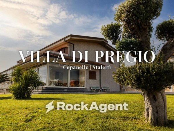 casa indipendente in vendita a Stalettì