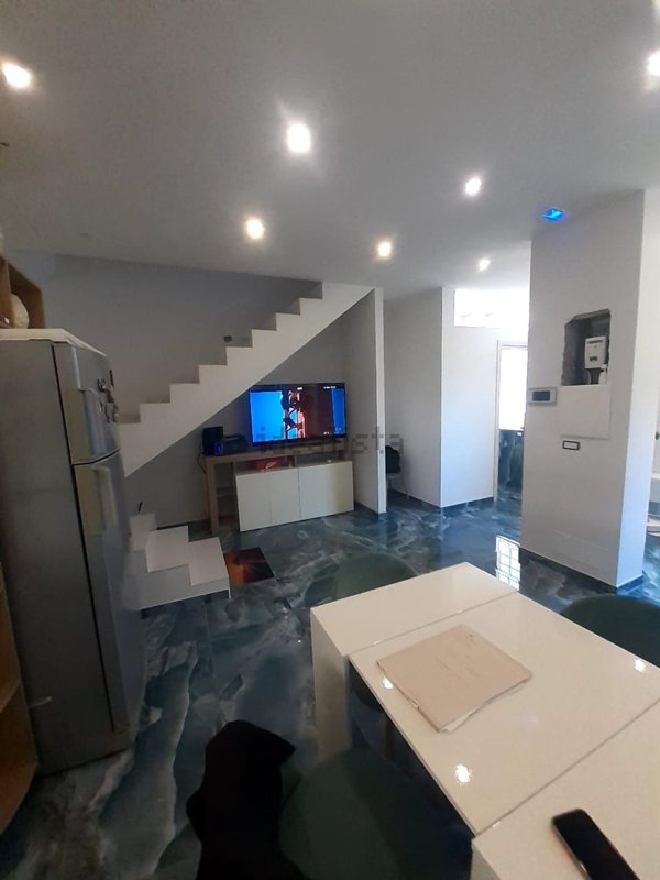 casa indipendente in vendita a Stalettì in zona Pietragrande
