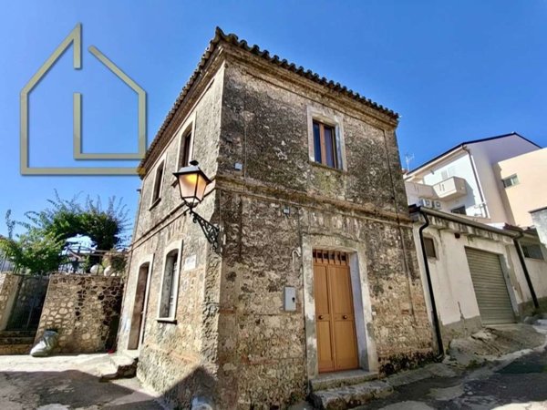 appartamento in vendita a Stalettì