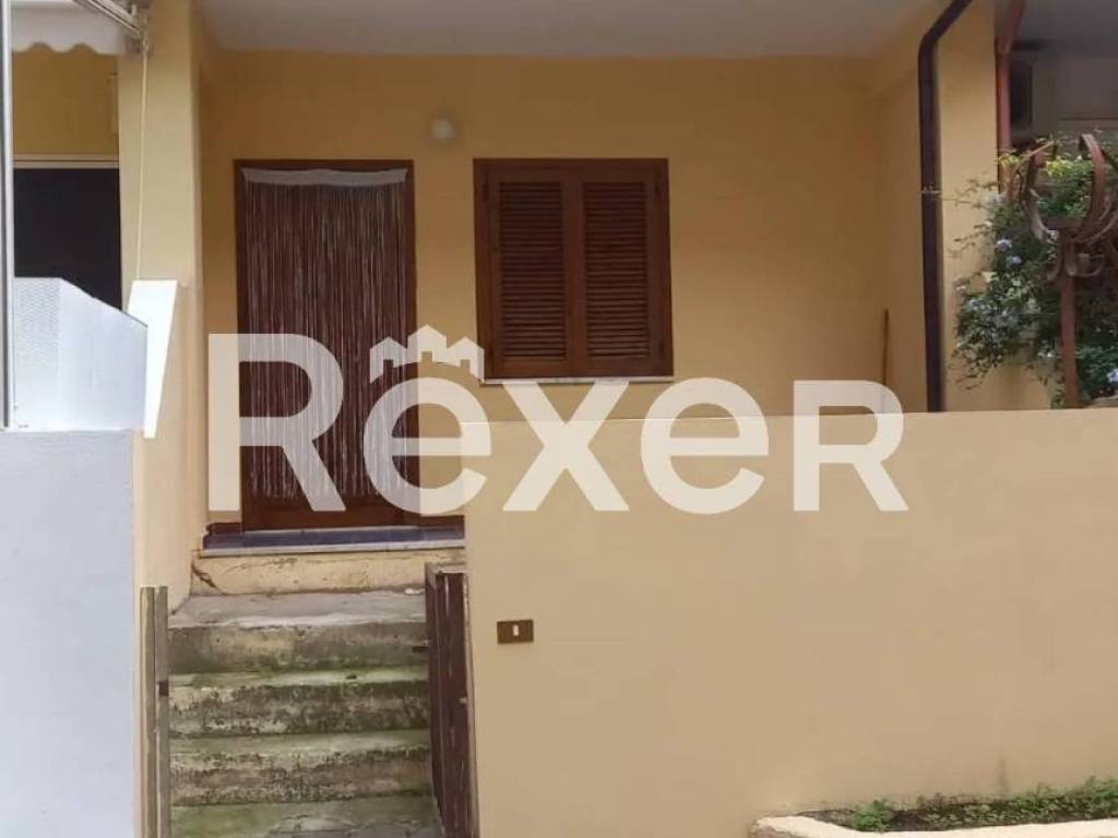 casa indipendente in vendita a Stalettì in zona Copanello