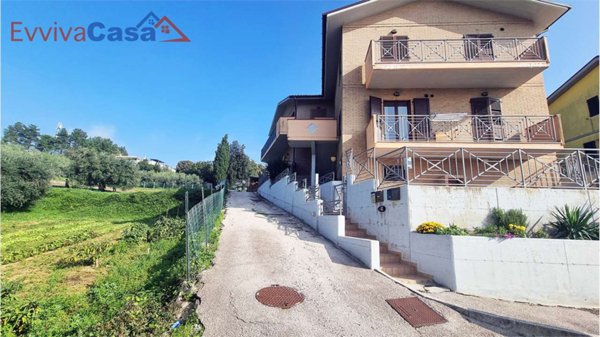 appartamento in vendita a Taverna