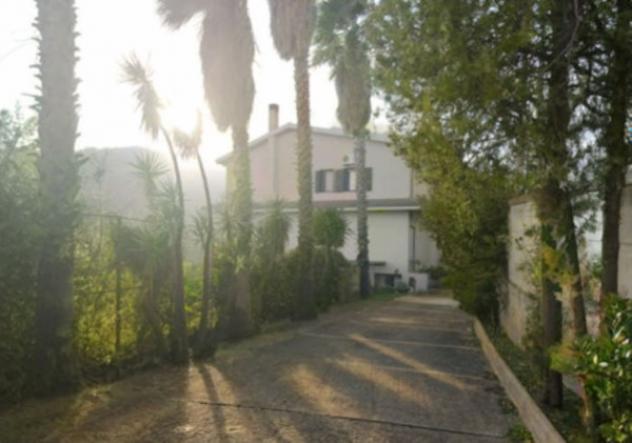 appartamento in vendita a Taverna