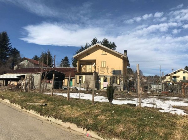 appartamento in vendita a Taverna