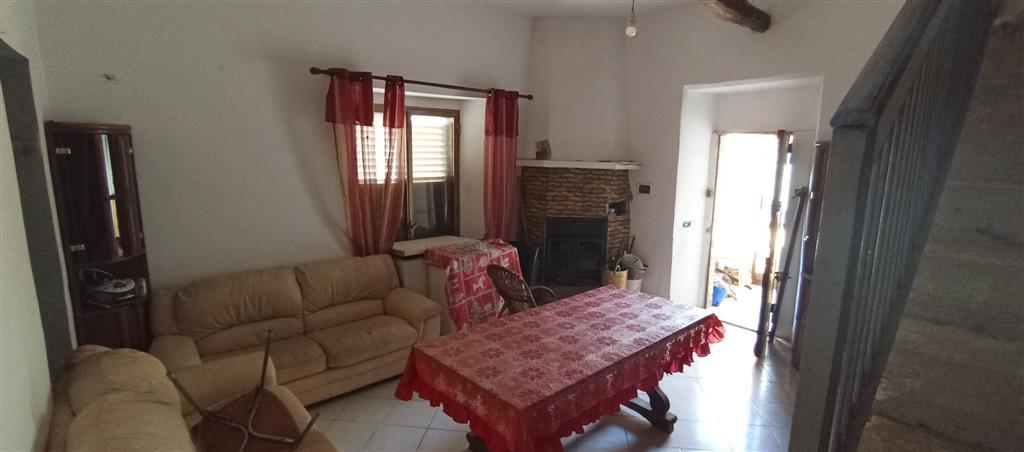 casa indipendente in vendita a Tiriolo in zona Sarrottino