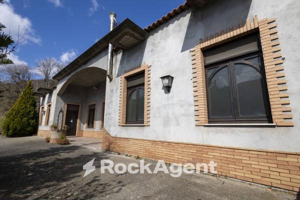 casa indipendente in vendita a Tiriolo in zona Soluri