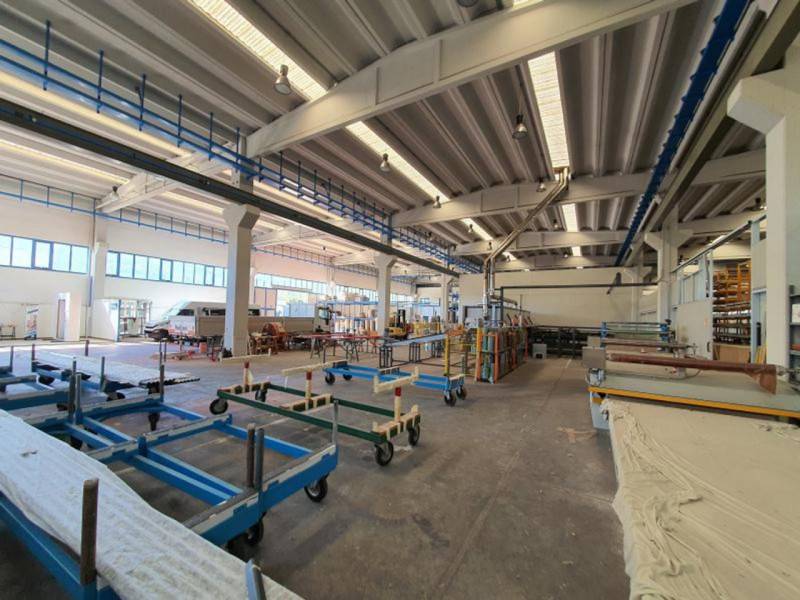 capannone in vendita a Tiriolo in zona Sarrottino