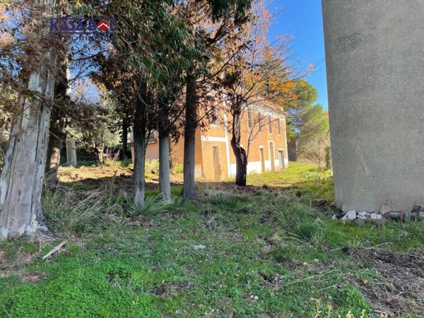 casale in vendita a Tiriolo in zona Pratora