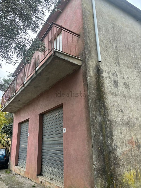 casa indipendente in vendita a Tiriolo