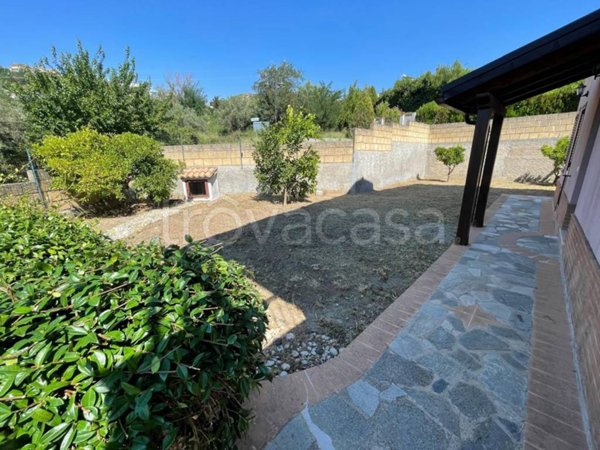 casa indipendente in vendita a Tiriolo in zona Sarrottino