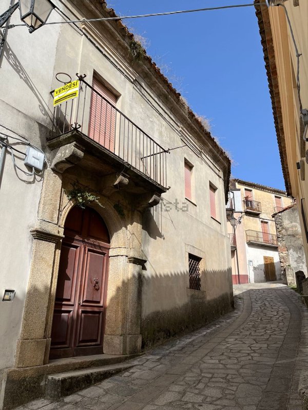 appartamento in vendita a Torre di Ruggiero