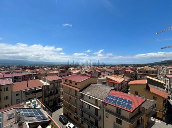appartamento in vendita a Lamezia Terme in zona Sambiase