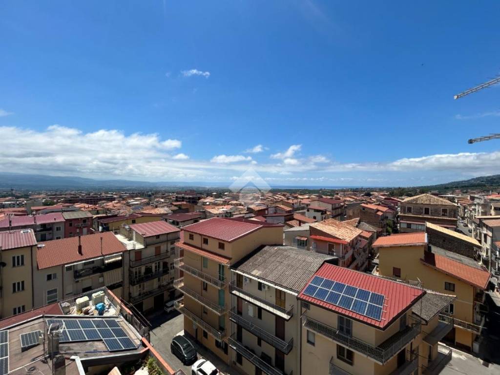 appartamento in vendita a Lamezia Terme in zona Sambiase