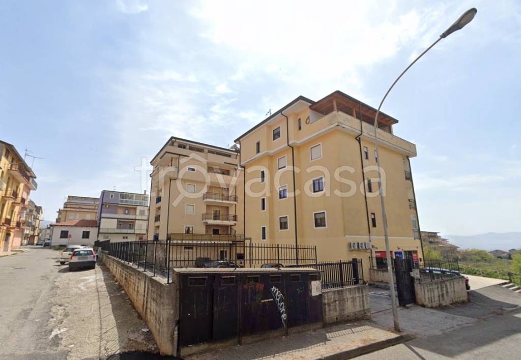negozio in vendita a Lamezia Terme