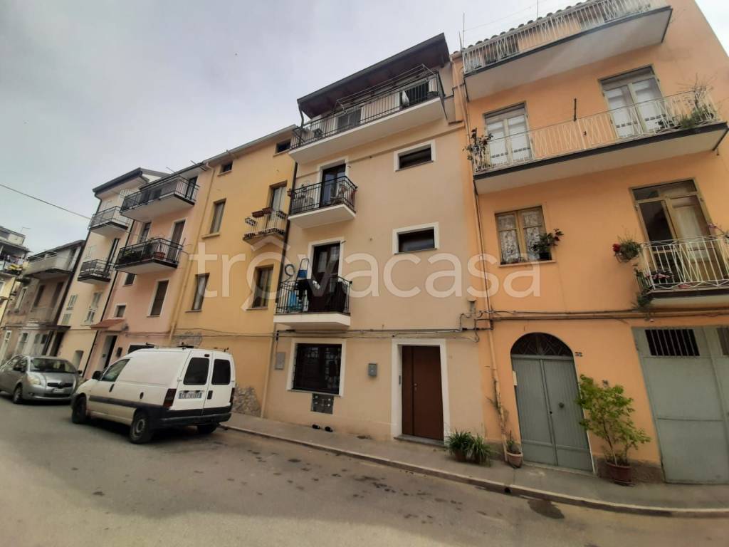 appartamento in vendita a Lamezia Terme in zona Sambiase