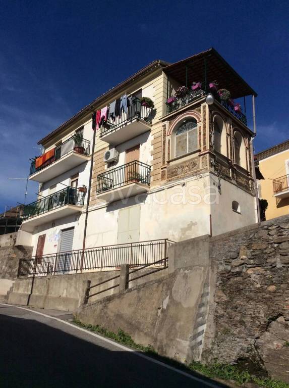 appartamento in vendita a Lamezia Terme in zona Zangarona