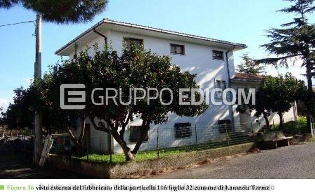 casa indipendente in vendita a Lamezia Terme