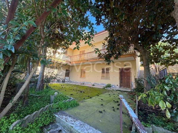 casa indipendente in vendita a Lamezia Terme in zona Magolà