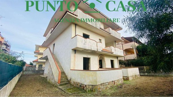 negozio in vendita a Lamezia Terme