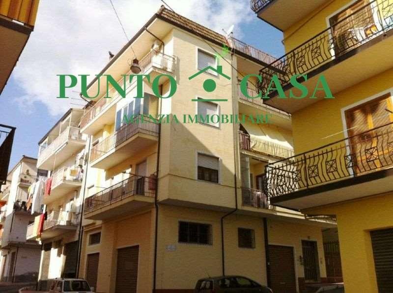 appartamento in vendita a Lamezia Terme in zona Sambiase