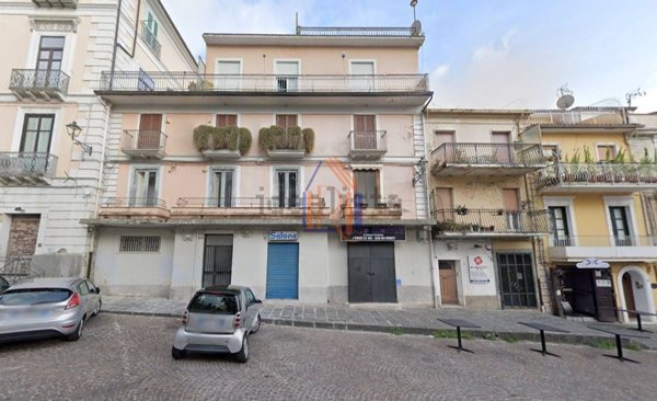 appartamento in vendita a Lamezia Terme in zona Nicastro