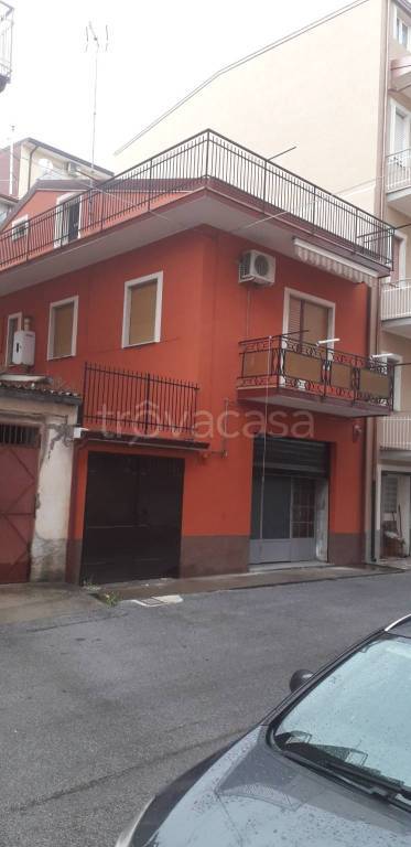 casa indipendente in vendita a Lamezia Terme