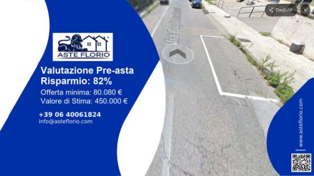 locale di sgombero in vendita a Lamezia Terme in zona Nicastro