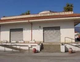 locale commerciale in vendita a Lamezia Terme