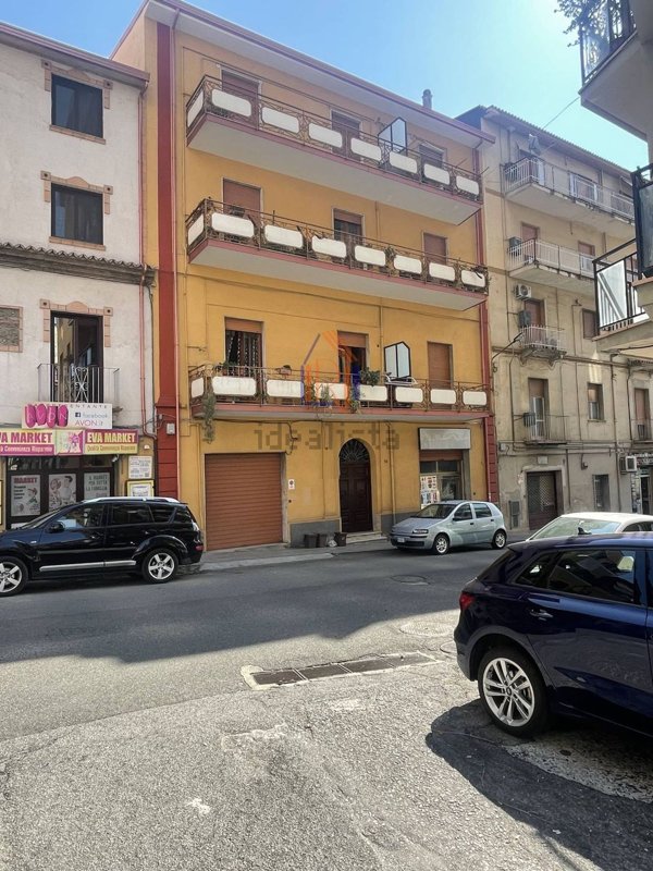 appartamento in vendita a Lamezia Terme in zona Nicastro