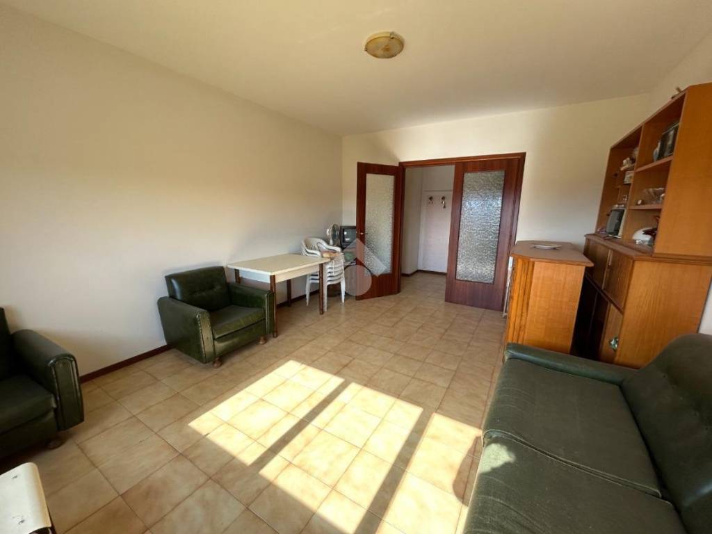 appartamento in vendita a Lamezia Terme in zona Sambiase