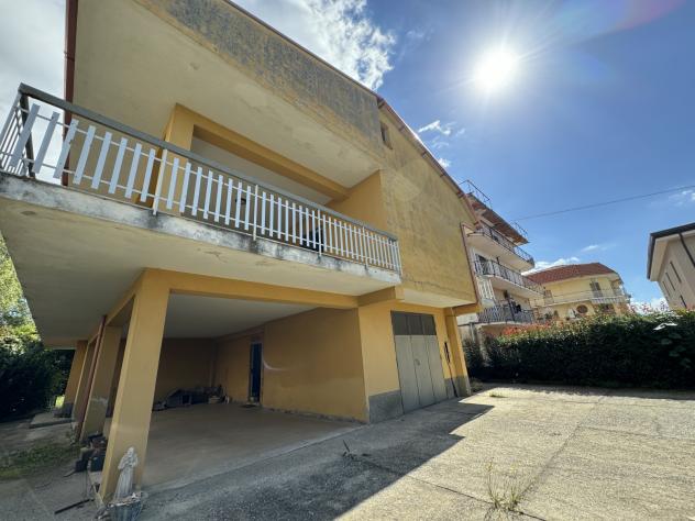 casa indipendente in vendita a Lamezia Terme in zona Sambiase