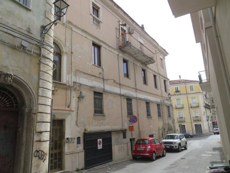 appartamento in vendita a Lamezia Terme in zona Sambiase