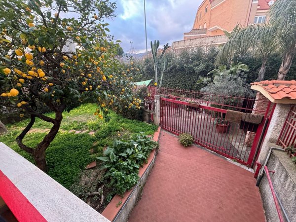 casa indipendente in vendita a Lamezia Terme