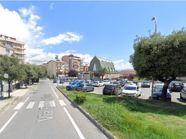 intera palazzina in vendita a Lamezia Terme in zona Nicastro