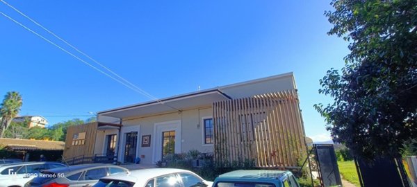 locale commerciale in vendita a Lamezia Terme