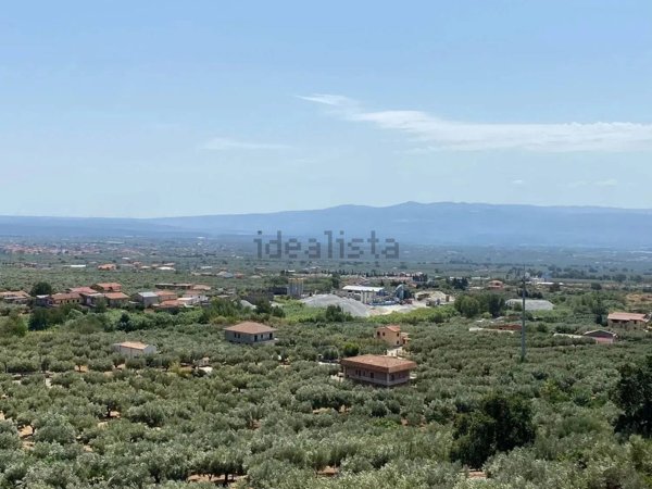 casa indipendente in vendita a Lamezia Terme in zona Caronte
