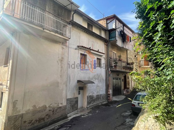 appartamento in vendita a Lamezia Terme in zona Nicastro