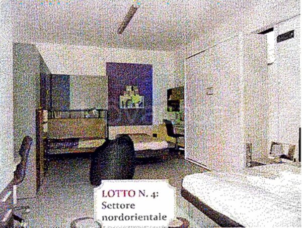 negozio in vendita a Lamezia Terme in zona Sambiase