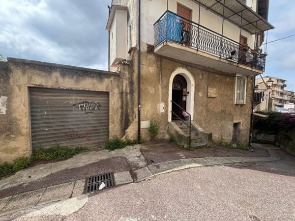 appartamento in vendita a Lamezia Terme in zona Nicastro