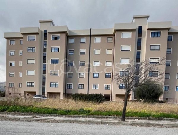 appartamento in vendita a Lamezia Terme in zona Sambiase