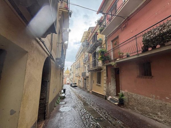appartamento in vendita a Lamezia Terme in zona Sambiase