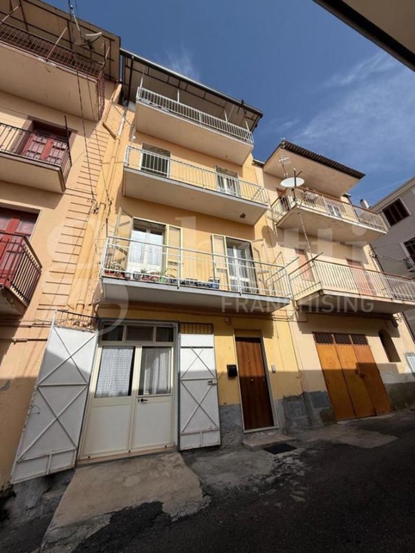 casa indipendente in vendita a Lamezia Terme