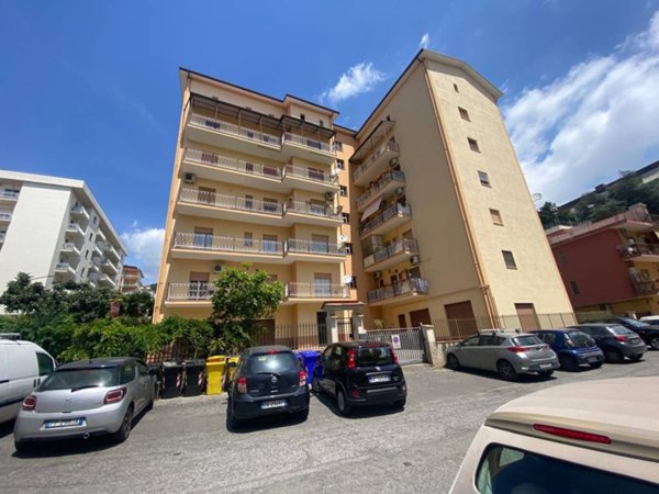 appartamento in vendita a Lamezia Terme in zona Sambiase